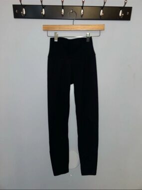 Black High-Waist Leggings
